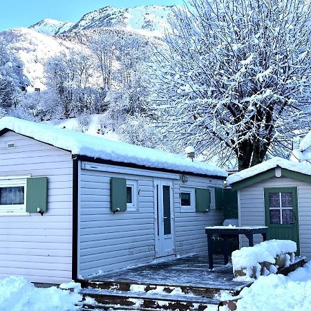 Bungalow Charmant A Cauterets Avec Vue Sur La Montagne Kültér fotó