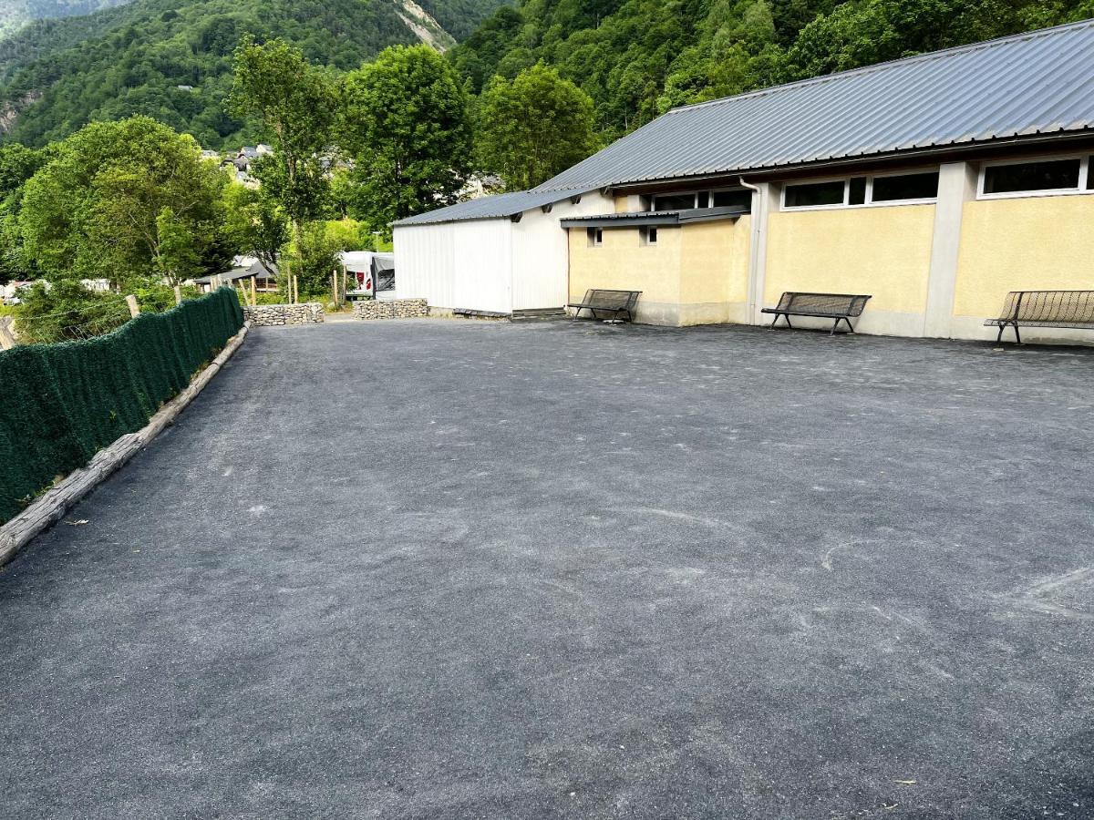 Bungalow Charmant A Cauterets Avec Vue Sur La Montagne Kültér fotó
