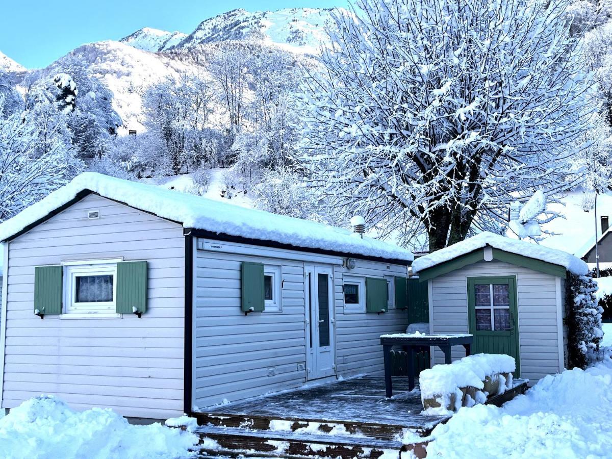 Bungalow Charmant A Cauterets Avec Vue Sur La Montagne Kültér fotó